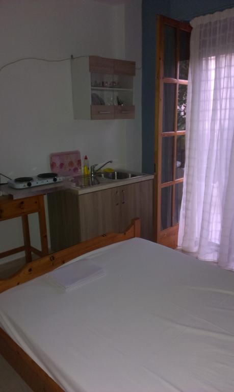 Virginia'S Rooms Plataria Cameră foto